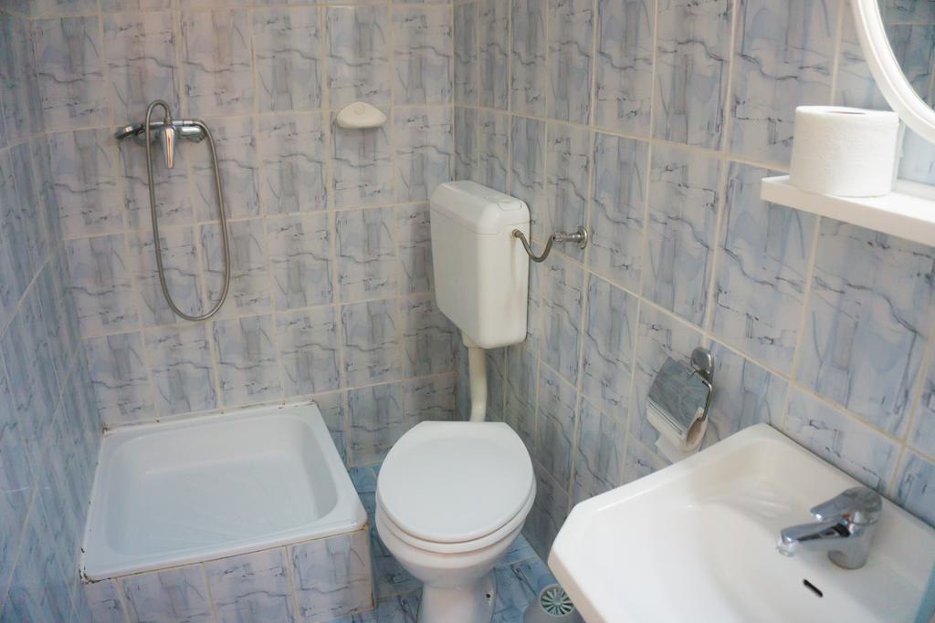 Hotel Merkur 미에르쿠리에씨우크 외부 사진